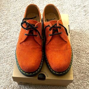 Dr Martens corduroy 1461